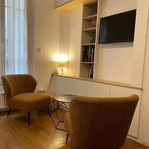 Couette-café D'hotes Tour Eiffel, Paris